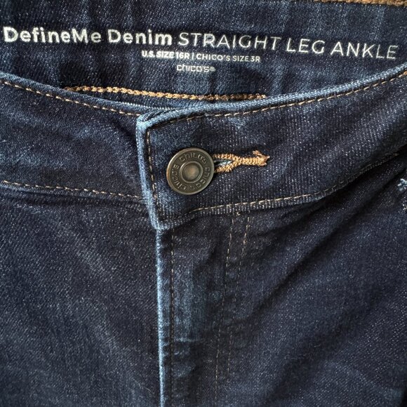 EUC CHICO’S Dark Indigo Blue Define Me Straight Leg Ankle Jeans Women's 16 - Picture 3 of 12